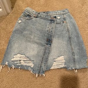 - Free People denim wrap skirt sz 27, fits like 26